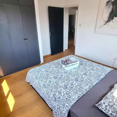 Unique 2br Apt 11 With 300mbit Plus Netflix Larnaca