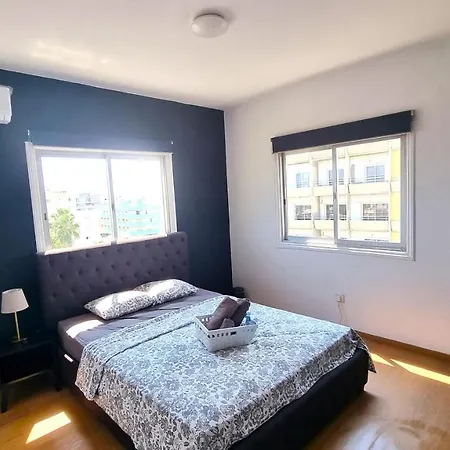 Unique 2br Apt 11 With 300mbit Plus Netflix Apartmán