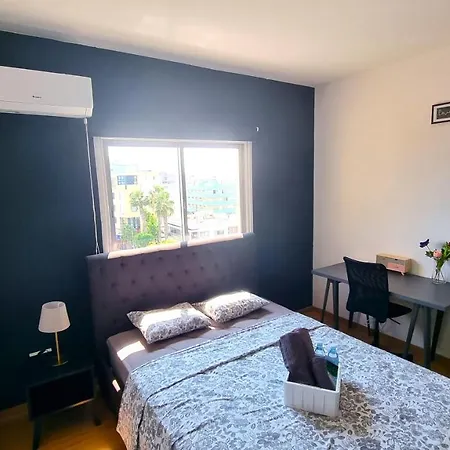 Unique 2br Apt 11 With 300mbit Plus Netflix Apartmán Larnaca